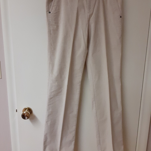 IZOD pantsI - Picture 4 of 4